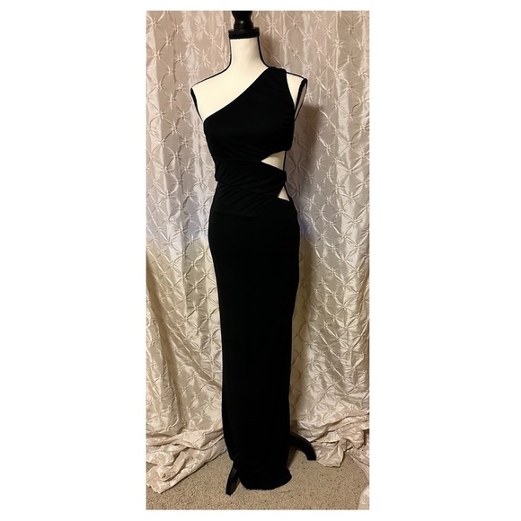 STAUD Black Letta One Shoulder Cutout Maxi Dress - Picture 4 of 15